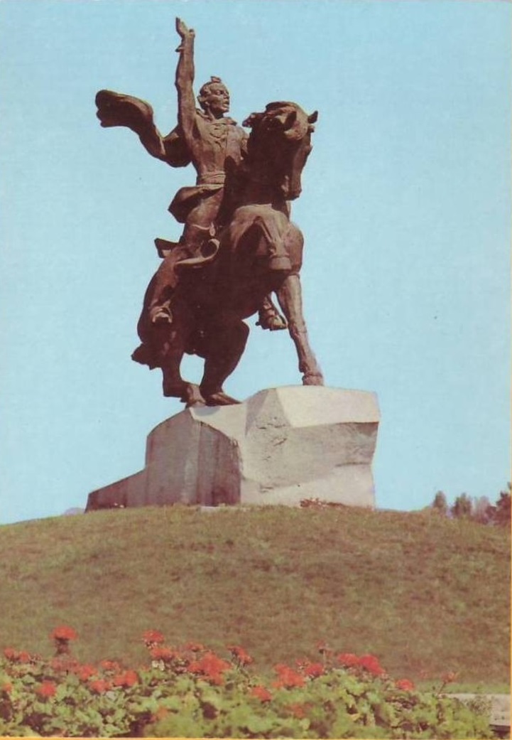 Суворов 1982 1